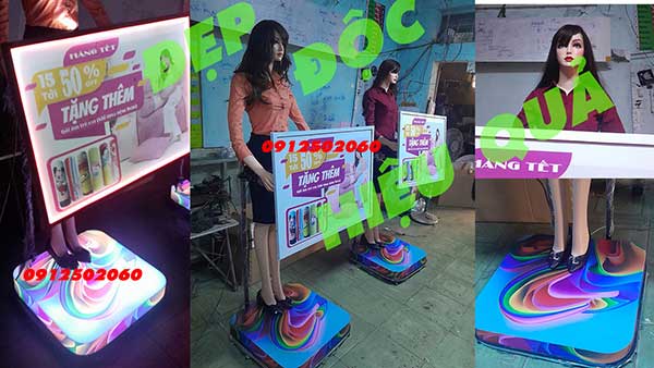 robot manocanh xoay bảng hiệu