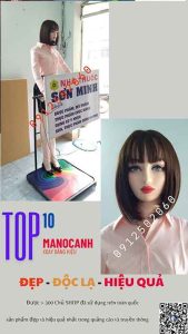 robot manocanh lắc lắc bảng hiệu