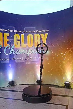 o-dau-cho-thue-buc-xoay-tron-quay-video-photoboth