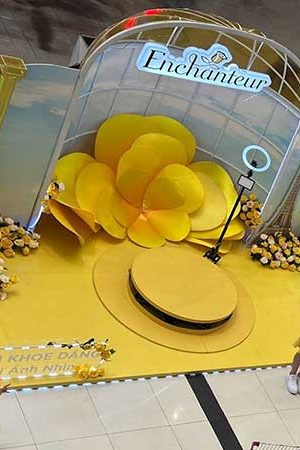 y-tuong-booth-voi-buc-video-360-photobooth