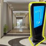 Standee điện tử hành lang tòa nhà văn phòng trung tâm thương mại nhà ga sân bay